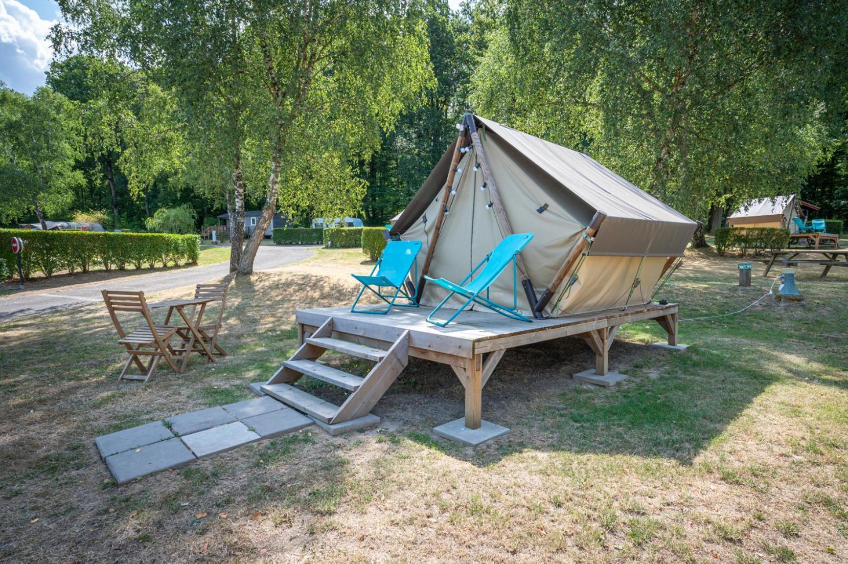 Camping Les Vosges Du Nord Oberbronn Habitación foto
