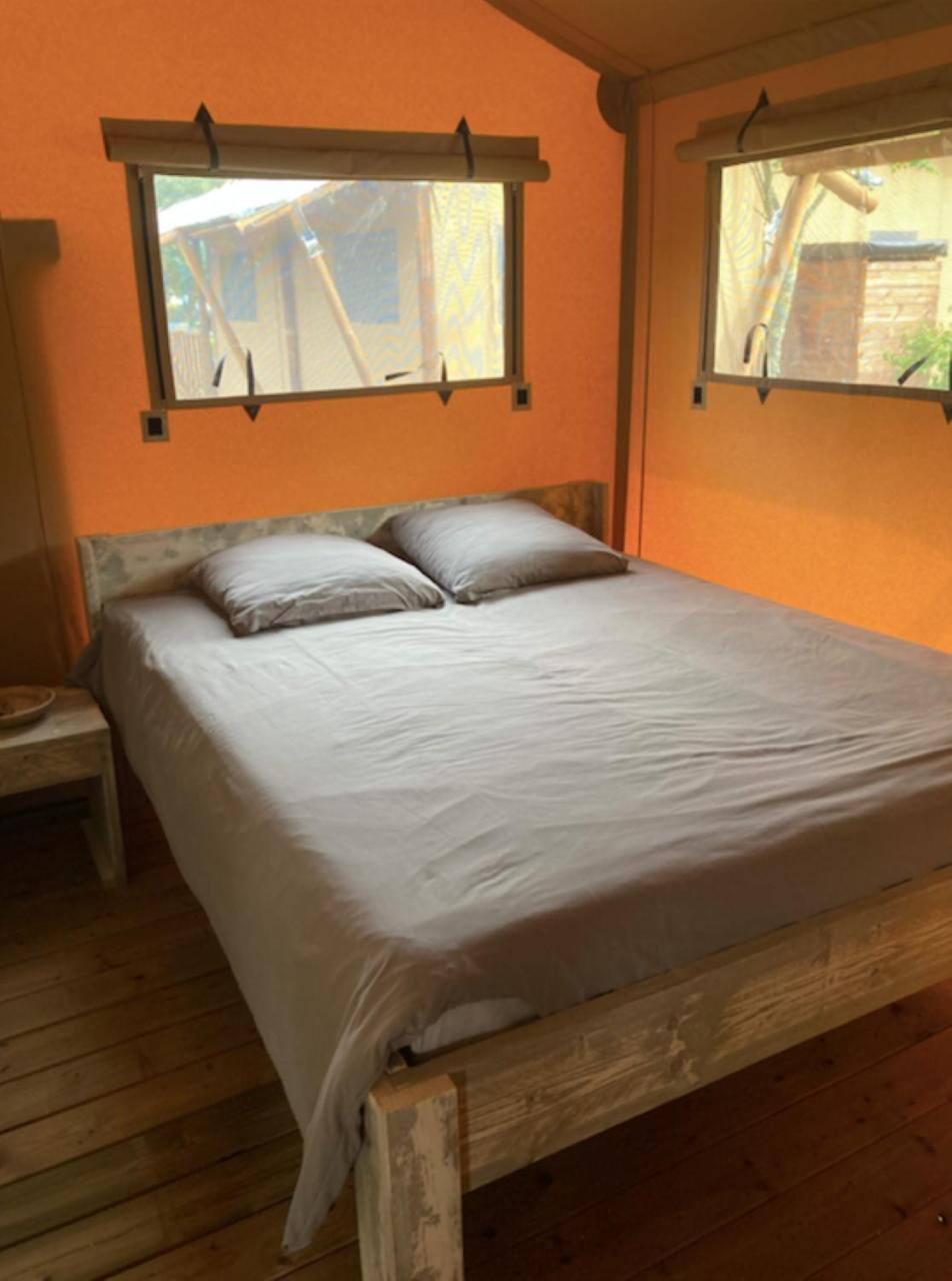 Camping Les Vosges Du Nord Oberbronn Habitación foto